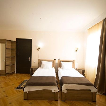 Log Inn Boutique Hotel Tbilisi Exterior photo